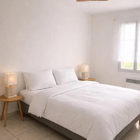 Auslo House Echillais